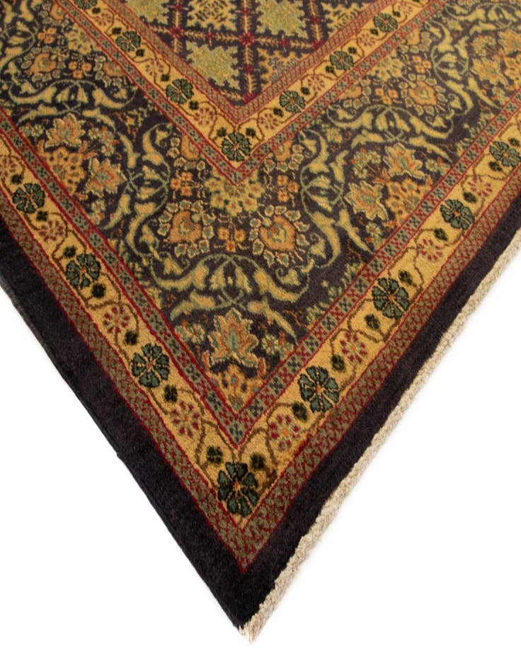 Detail image of  8' 6 x 11' 4  Hand Knotted Tabriz Persian Wool Rug