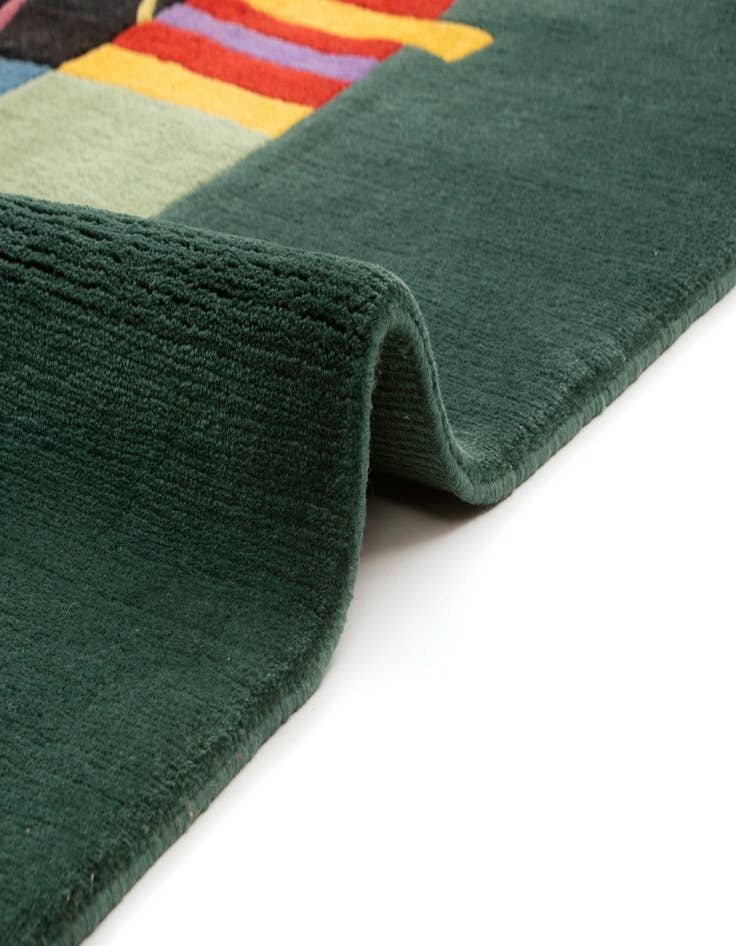 Detail image of  6' 9 x 9' 9 Tibeter Rug