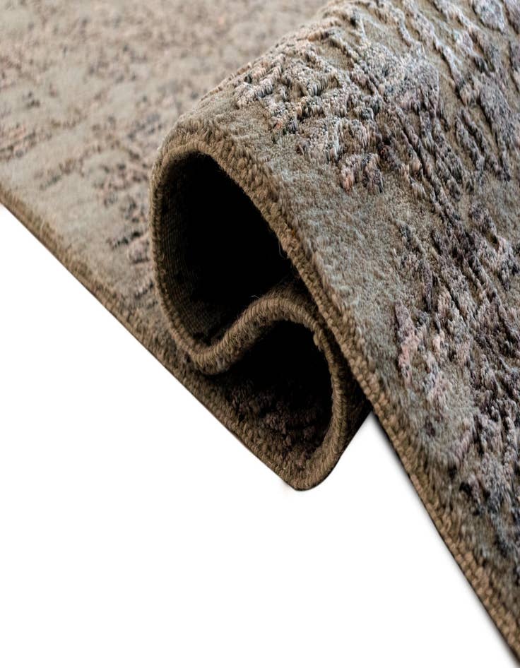 Detail image of  4' 8 x 6' 9 Tulsi Wool Rug