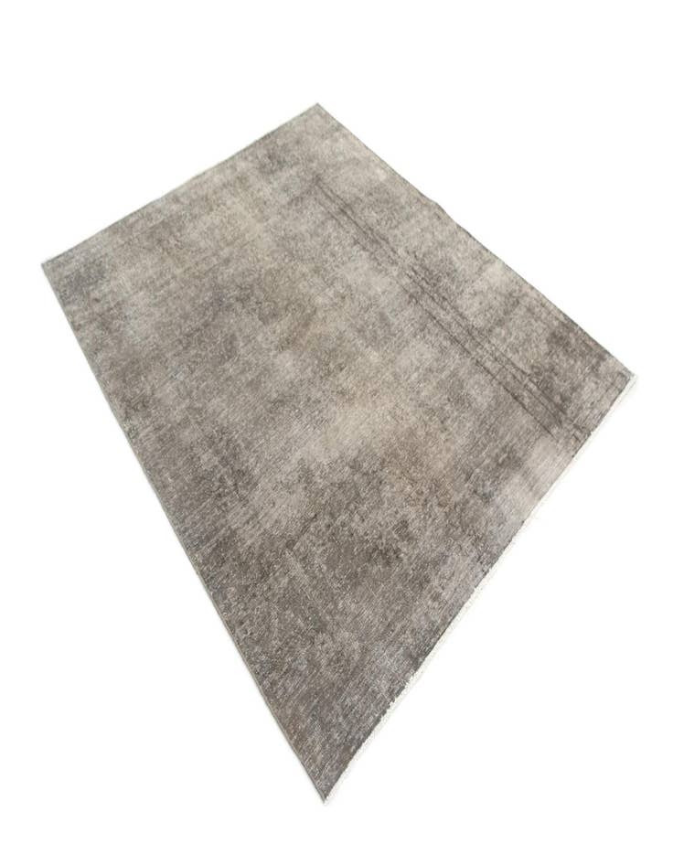 Detail image of  5' 8 x 6' 11 Vintage Royal Wool Rug