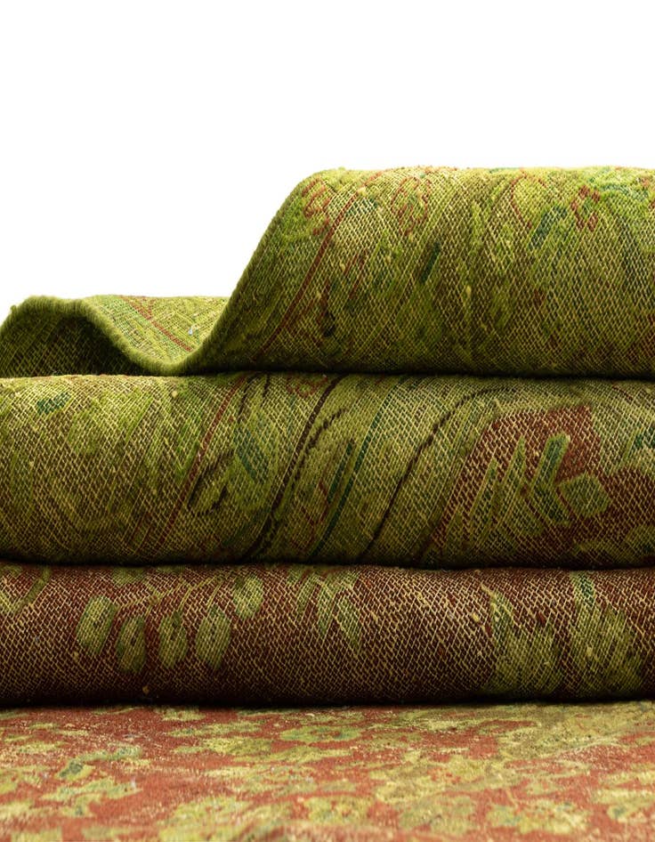 Detail image of  9' 7 x 12' 5 Vintage Royal Wool Rug