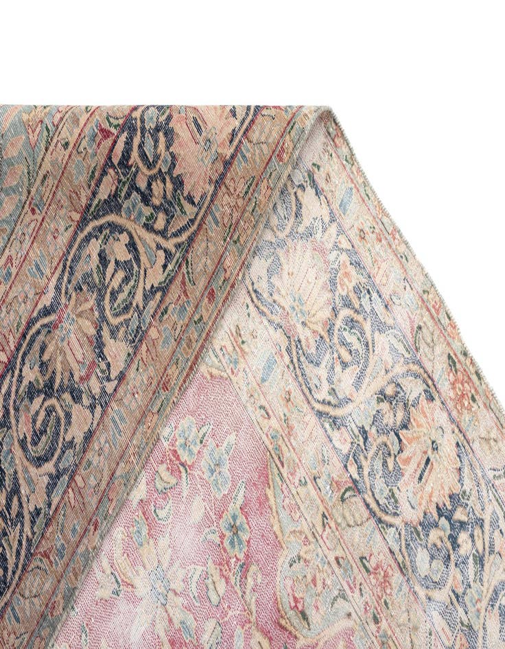Detail image of  9' 4 x 13' Vintage Royal Wool Rug