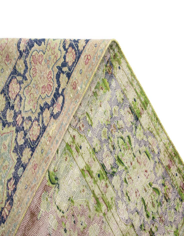 Detail image of  9' 4 x 12' 4 Vintage Royal Wool Rug