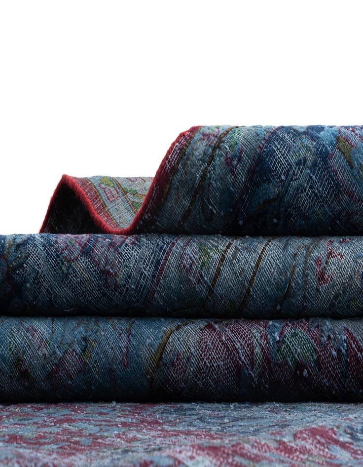 Detail image of  9' 11 x 12' 5 Vintage Royal Wool Rug