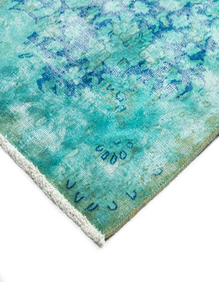 Detail image of  9' 10 x 12' 11 Vintage Royal Wool Rug