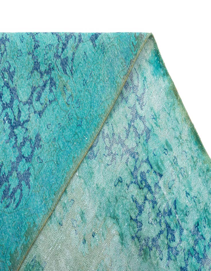 Detail image of  9' 10 x 12' 11 Vintage Royal Wool Rug