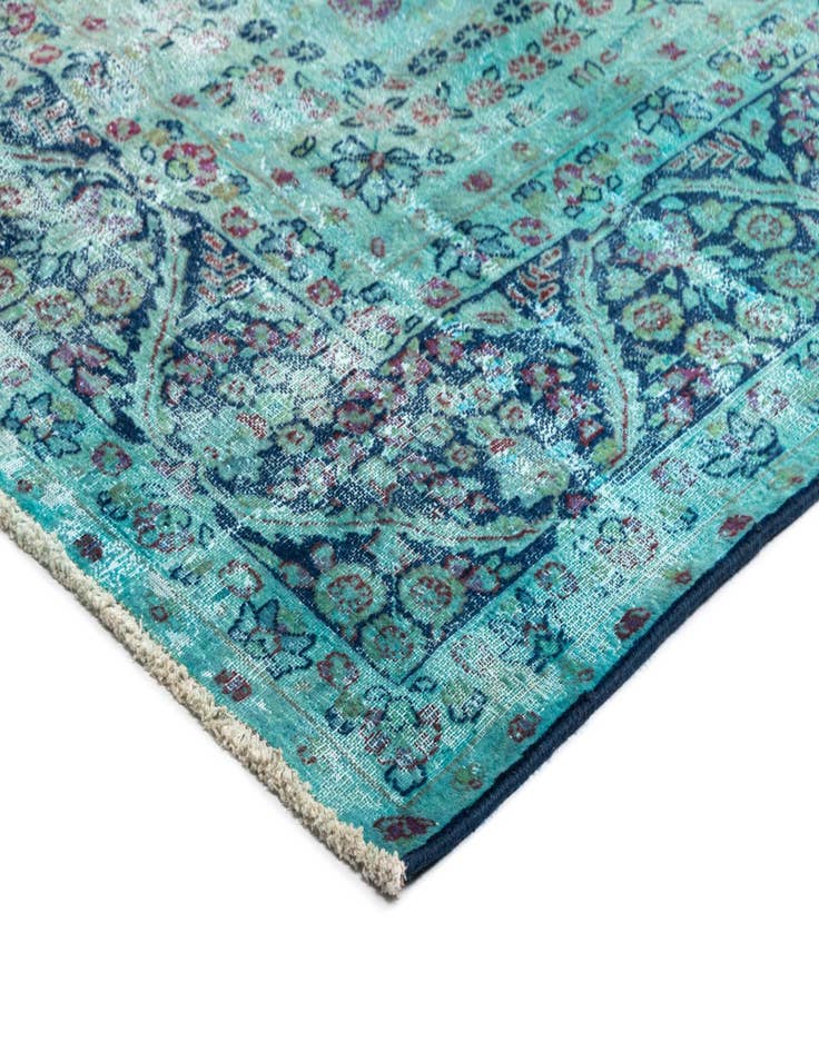 Detail image of  10' x 12' 7 Vintage Royal Wool Rug