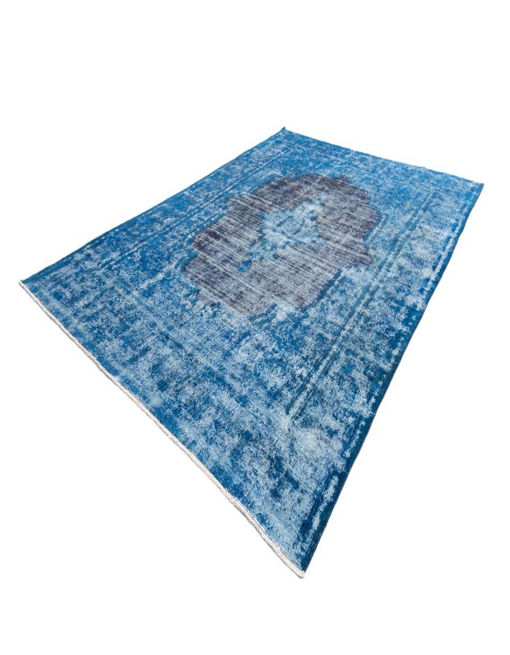 Detail image of  9' 11 x 14' 2 Vintage Royal Wool Rug