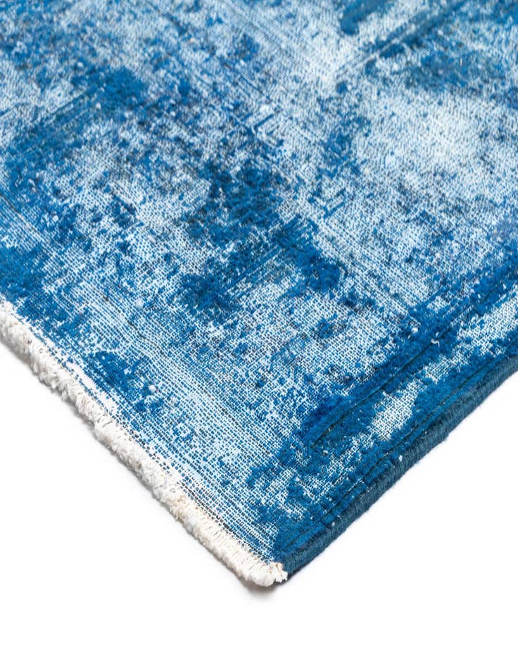 Detail image of  9' 11 x 14' 2 Vintage Royal Wool Rug