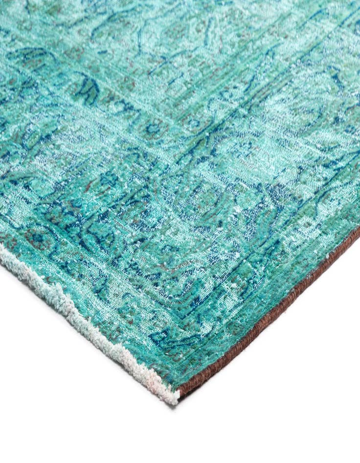 Detail image of  9' 7 x 12' 11 Vintage Royal Wool Rug