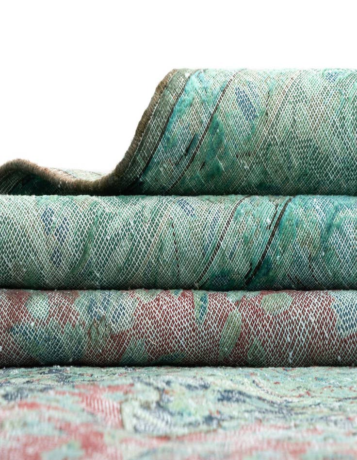 Detail image of  9' 10 x 13' 2 Vintage Royal Wool Rug