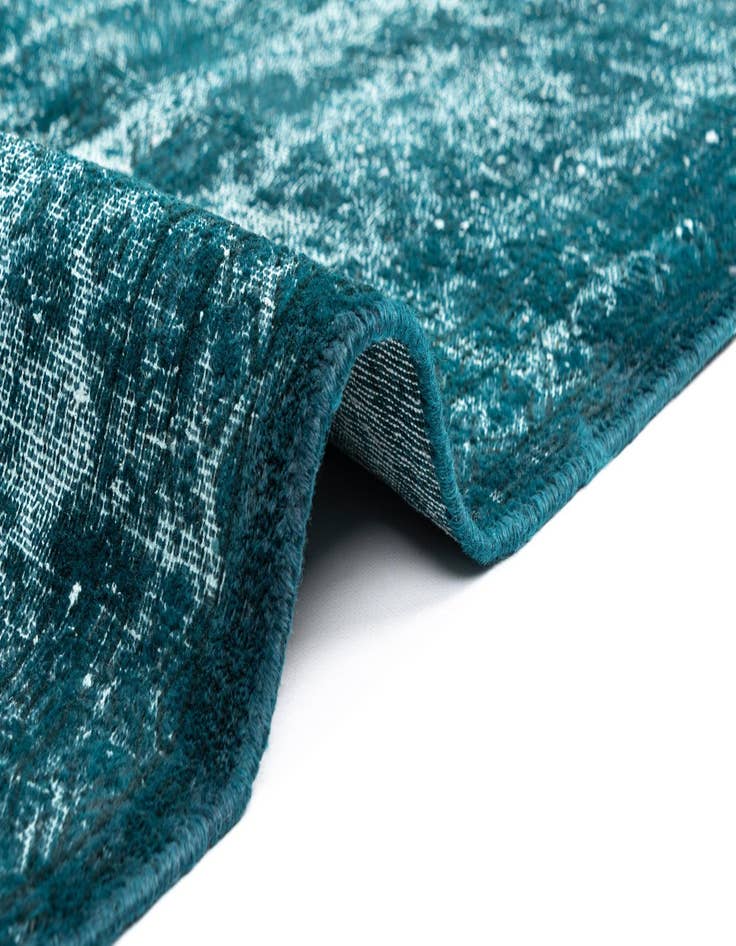 Detail image of  9' 6 x 12' 6 Vintage Royal Wool Rug