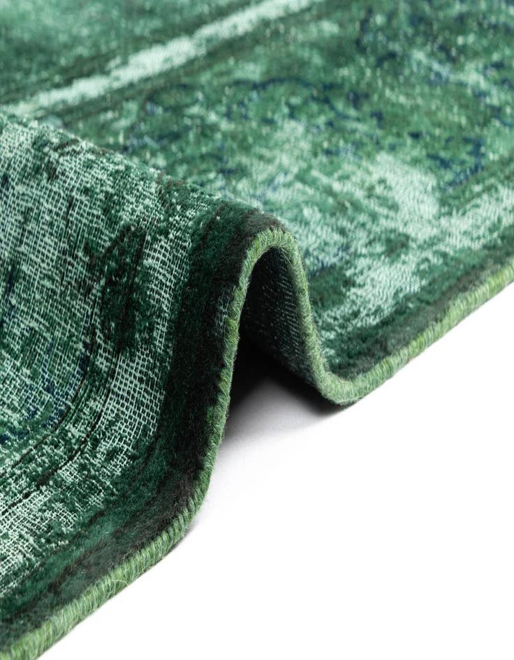 Detail image of  10' x 13' 7 Vintage Royal Wool Rug