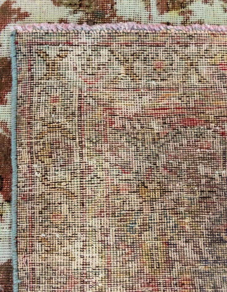 Detail image of  10' x 12' 11 Vintage Royal Wool Rug