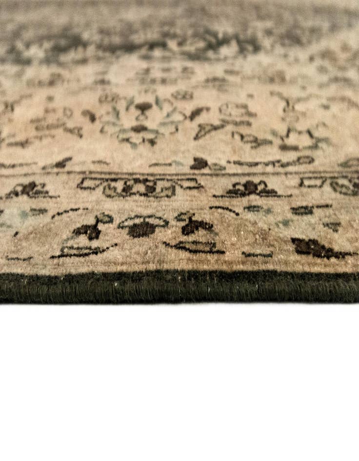 Detail image of  10' x 13' 5 Vintage Royal Wool Rug