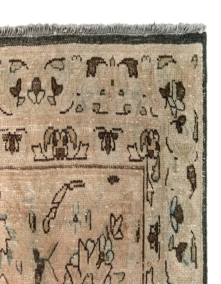 Detail image of  10' x 13' 5 Vintage Royal Wool Rug