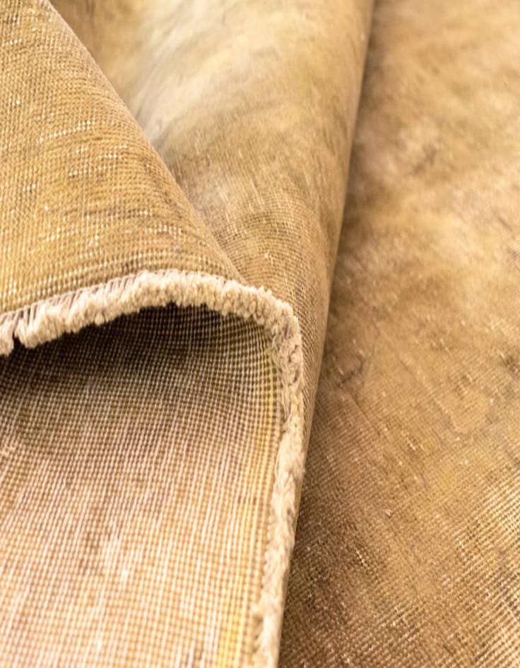 Detail image of  4' 5 x 7' 7 Vintage Royal Wool Rug