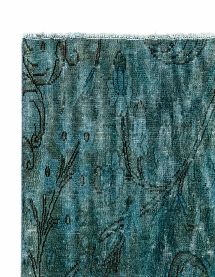 Detail image of  7' 6 x 11' 1 Vintage Royal Wool Rug