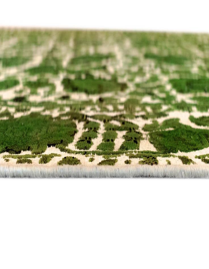 Detail image of  8' x 10' 11 Vintage Royal Wool Rug