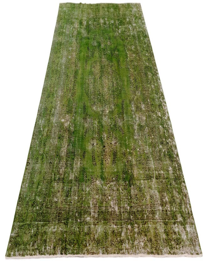 Detail image of  7' 10 x 11' 11 Vintage Royal Wool Rug