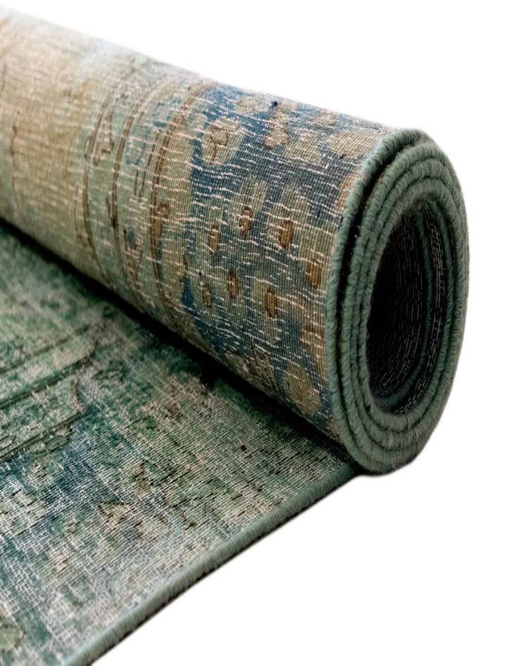 Detail image of  6' 11 x 11' 10 Vintage Royal Wool Rug