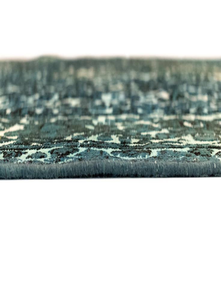 Detail image of  6' 3 x 9' 6 Vintage Royal Wool Rug