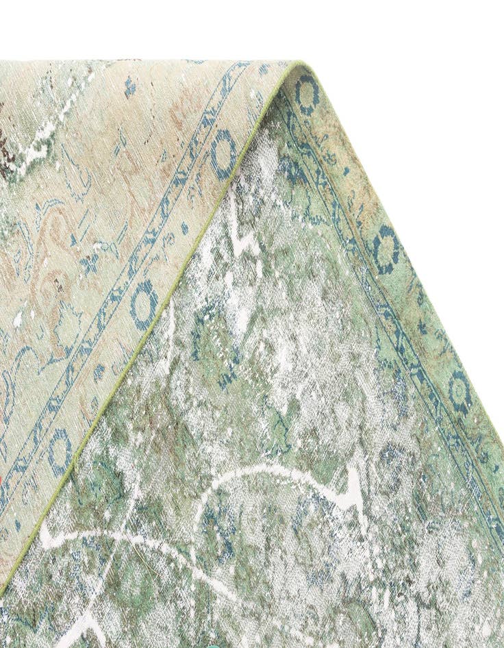 Detail image of  7' 1 x 9' 7 Vintage Royal Rug