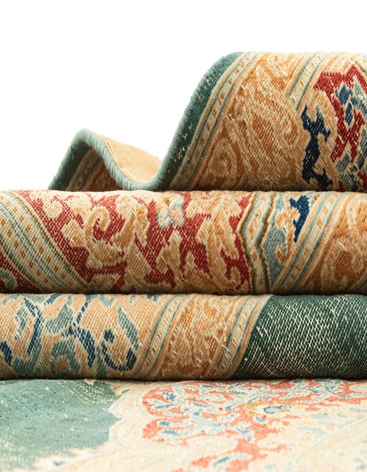 Detail image of  9' 7 x 12' 10 Vintage Royal Rug