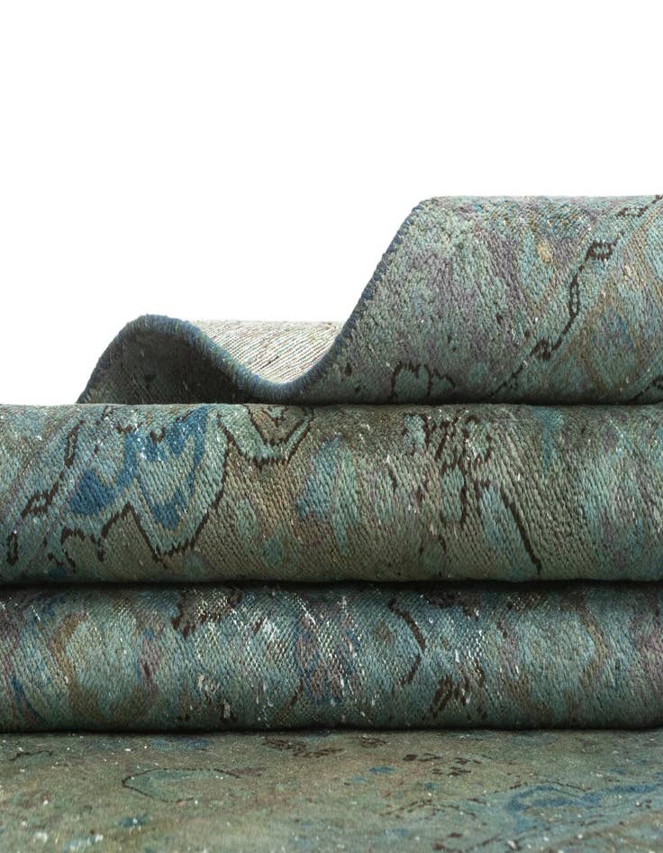 Detail image of  5' 7 x 8' 10 Vintage Rug