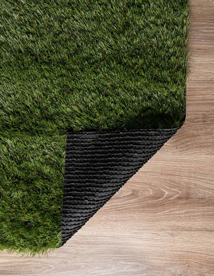 Detail image of  7' 10 x 10'  Washable Vista Breeze Indoor / Outdoor Rug