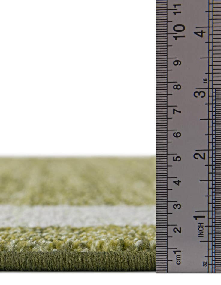 Detail image of  4' x 4' Angelica Round Rug