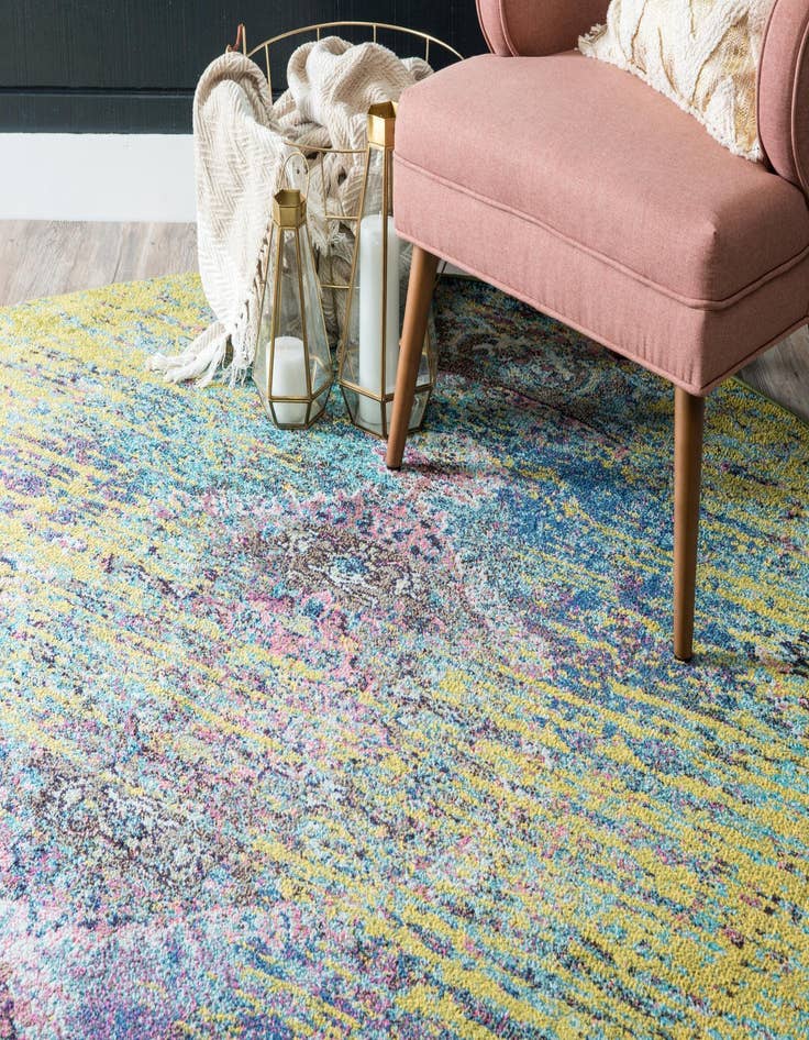 Detail image of  8' x 8'  Washable Carnevale Round Rug