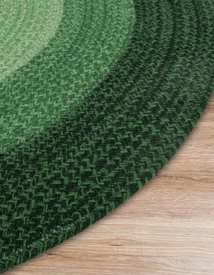 Detail image of  7' 10 x 7' 10  Hand Hand Braided Wool Round Rug