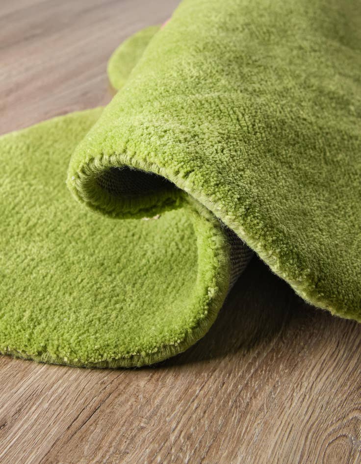 Detail image of  2' 2 x 2' 2 Happy Rugs Funky Flower Wool Round