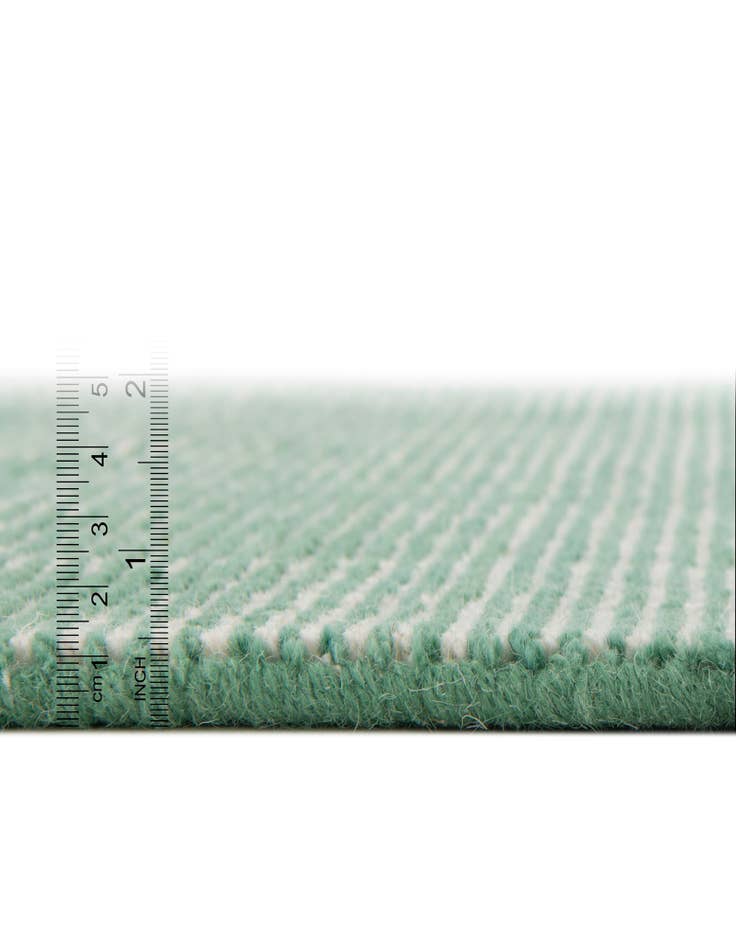 Detail image of  5' 3 x 5' 3  Hand Woven Jill Zarin English Manor Farmhouse Wool Round Rug