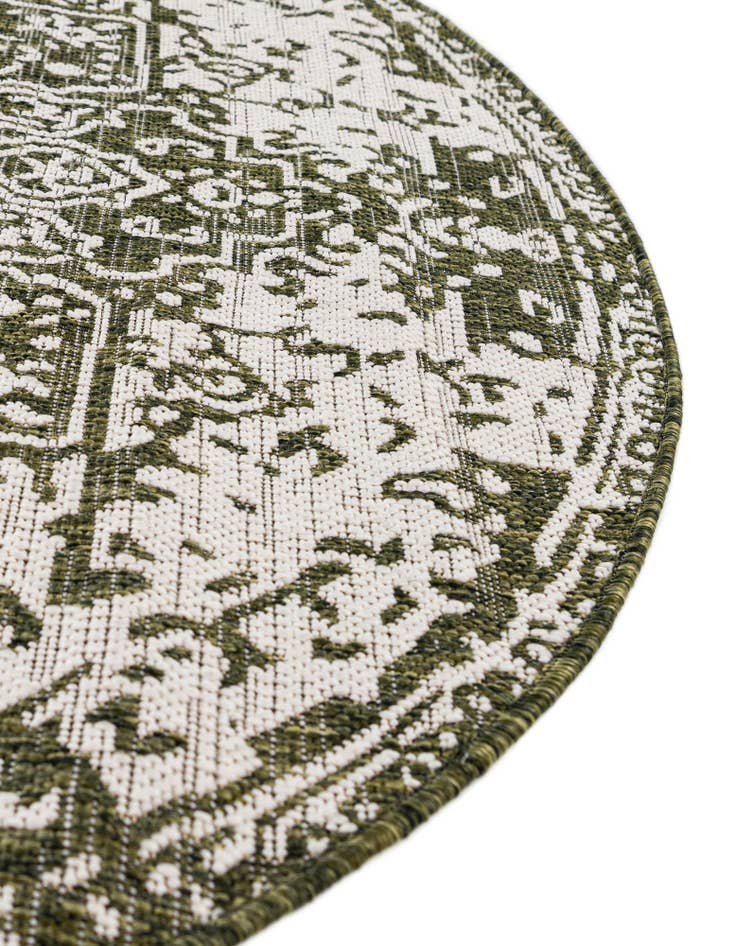 Detail image of  10' 8 x 10' 8  Washable Jill Zarin Dubai Indoor / Outdoor Round Rug