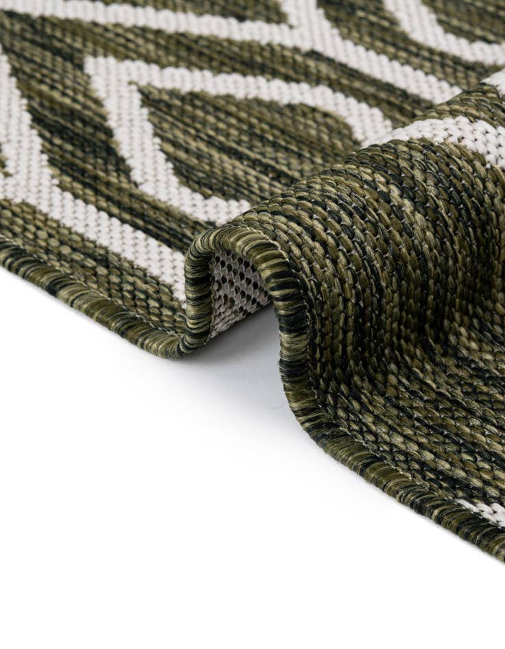 Detail image of  4' x 4'  Washable Jill Zarin Turks and Caicos Indoor / Outdoor Round Rug