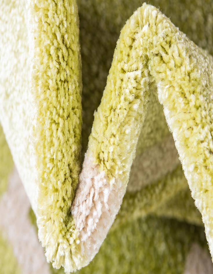 Detail image of  6' x 6' Lattice Round Rug