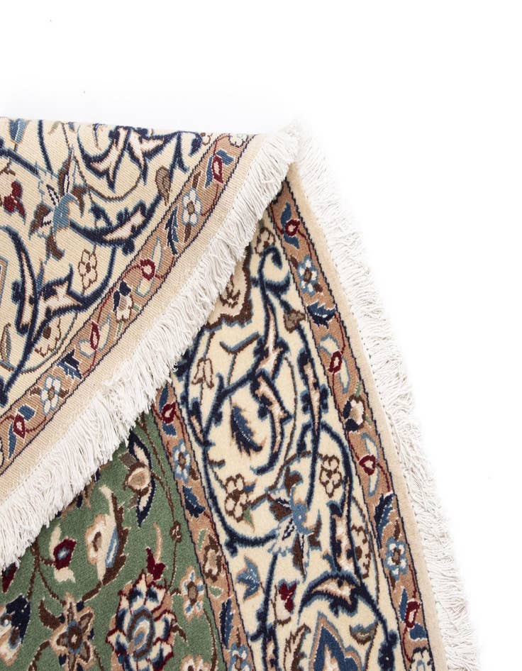 Detail image of  8' 3 x 8' 4 Nain Round Rug