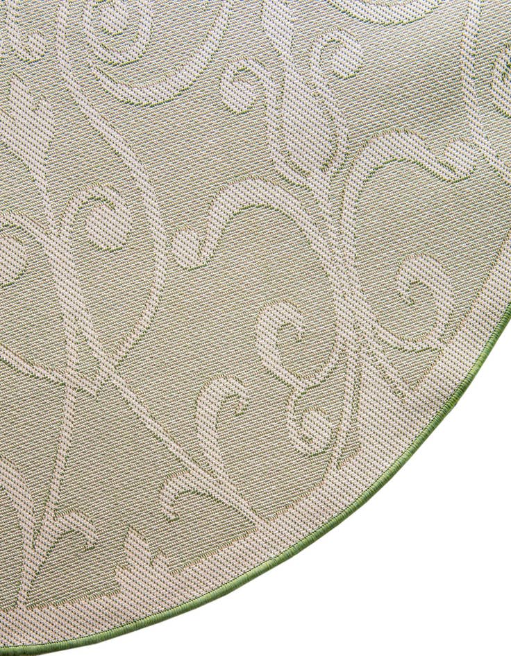 Detail image of  6' x 6'  Washable Botanical Indoor / Outdoor Round Rug