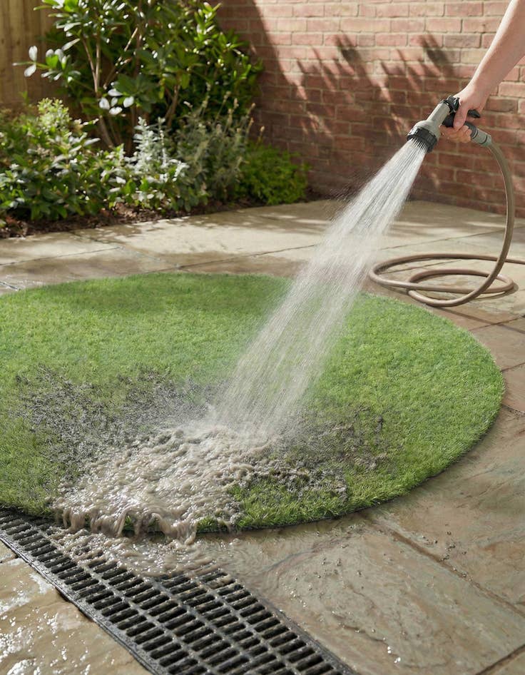 Detail image of  12' x 12'  Washable Grass Indoor / Outdoor Round Rug