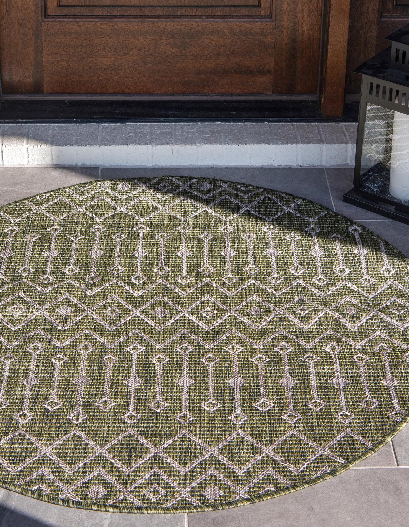 Green 3' 3 x 3' 3 Lattice Indoor / Outdoor Round Rug | Rugs.com