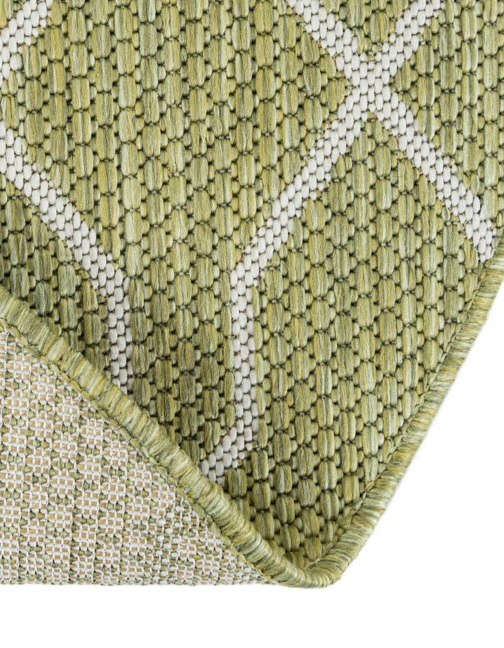 Detail image of  4' x 4'  Washable Lattice Indoor / Outdoor Round Rug