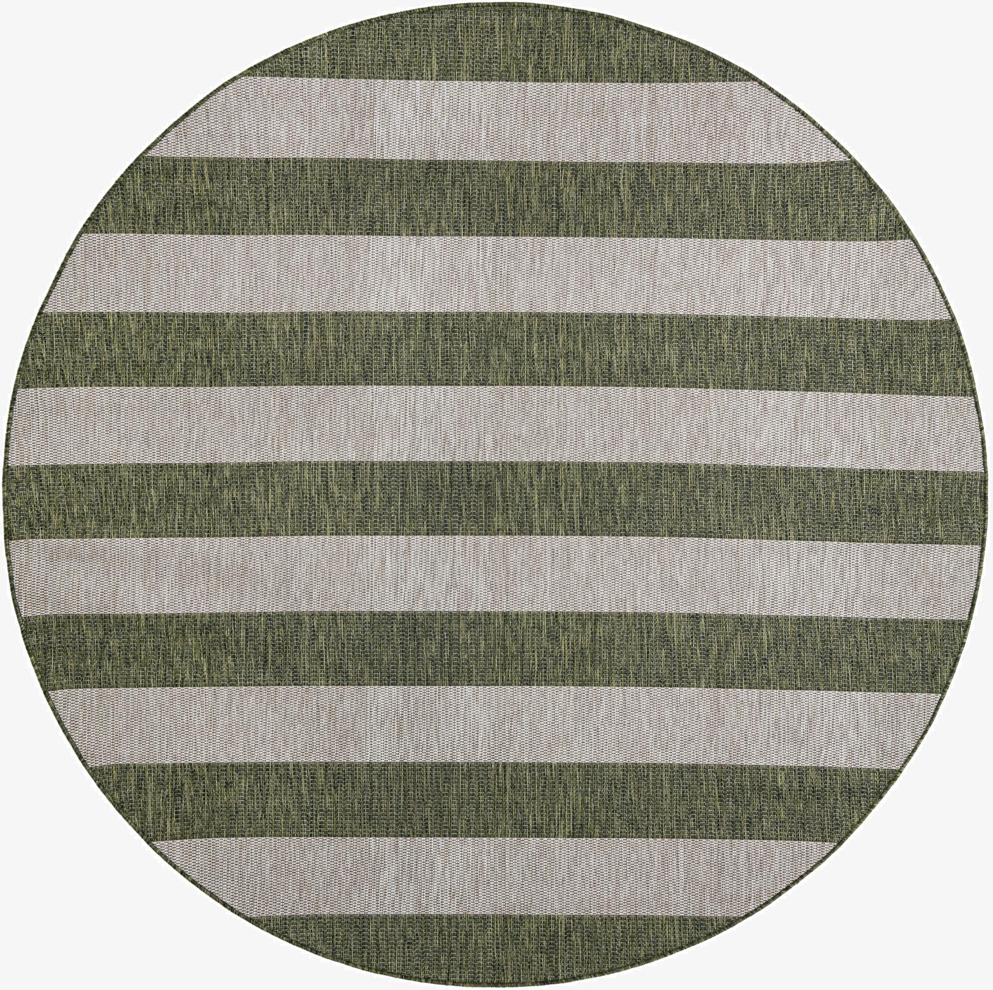  7' 10 x 7' 10  Washable Ribbon Indoor / Outdoor Round Rug