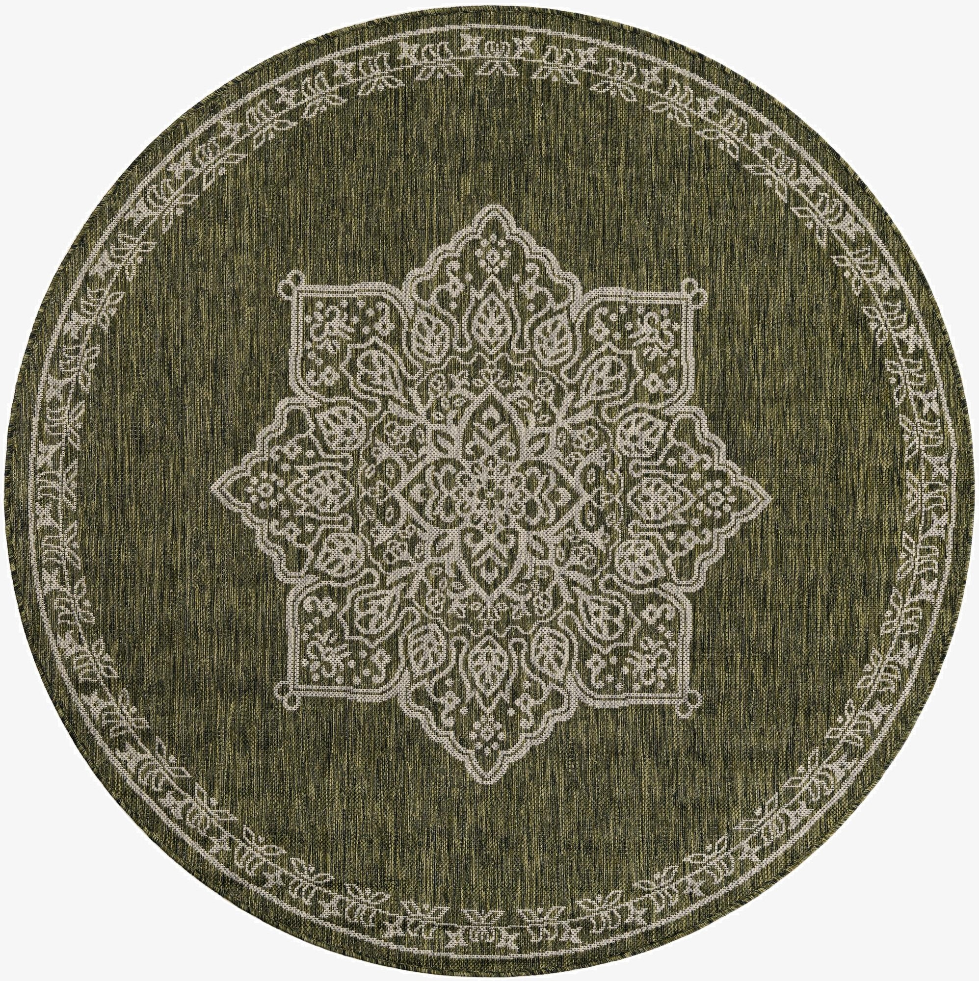  5' 3 x 5' 3  Washable Traditional Indoor / Outdoor Round Rug