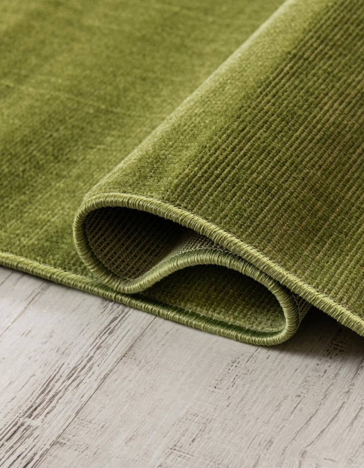 Detail image of  5' 3 x 5' 3 SoHo Round Rug