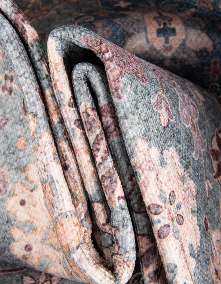 Detail image of  5' 1 x 5' 1 Timeless Round Rug