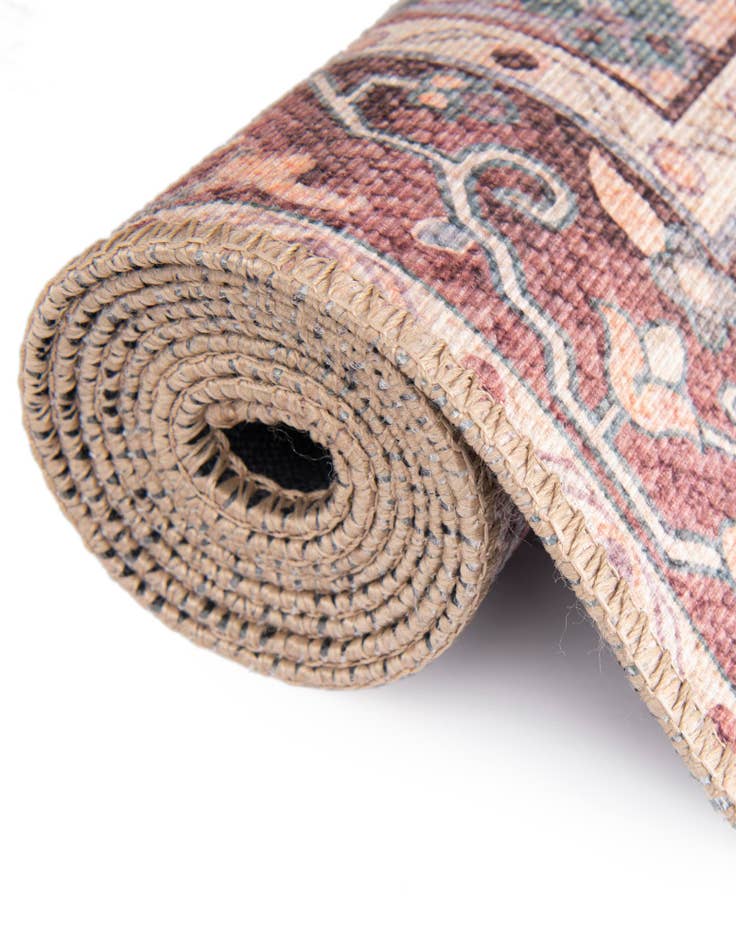 Detail image of  5' 1 x 5' 1 Timeless Round Rug