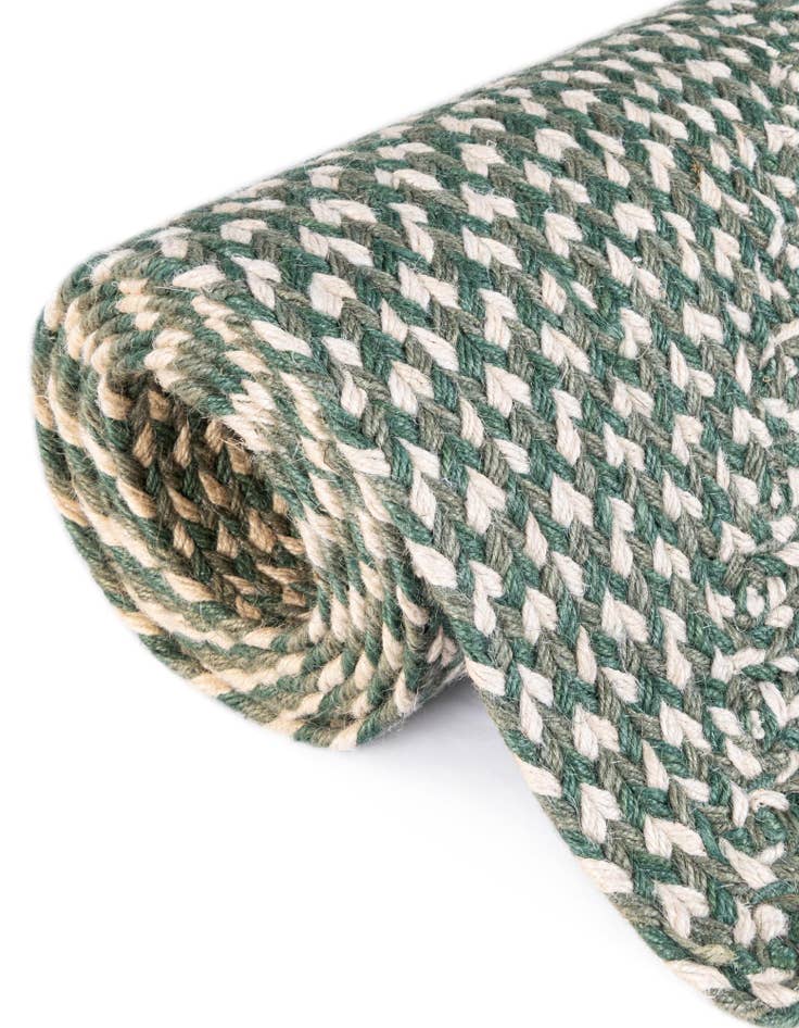 Detail image of  7' 10 x 7' 10  Hand Tweed Braided Jute Round Rug