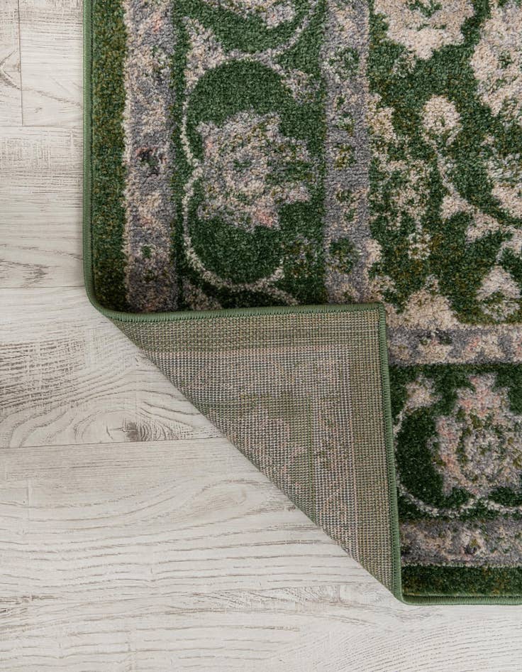 Detail image of  2' 7 x 10' Aurelia Runner Rug